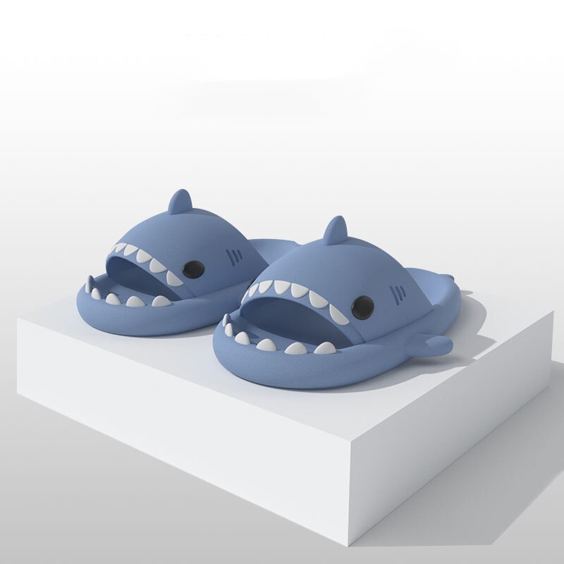 Claquettes Requin