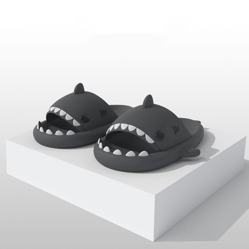Claquettes Requin