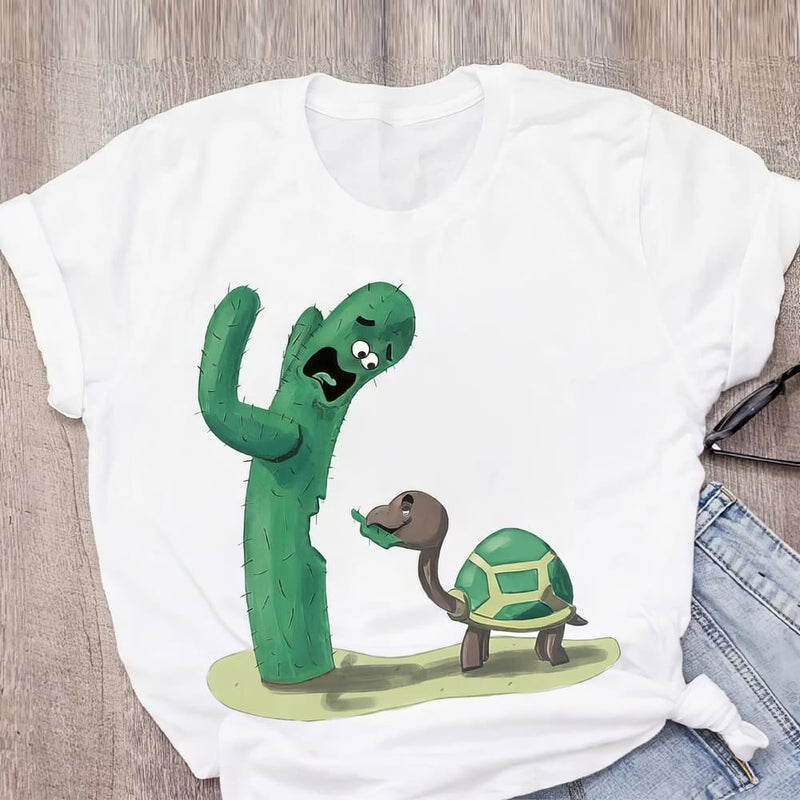 T-Shirt Tortue qui Mange un Cactus