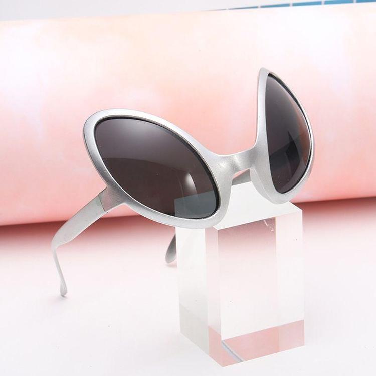 Lunette de Soleil Extra Terrestre
